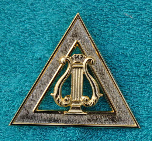 Royal Arch Chapter Officers Collar Jewel - Organist